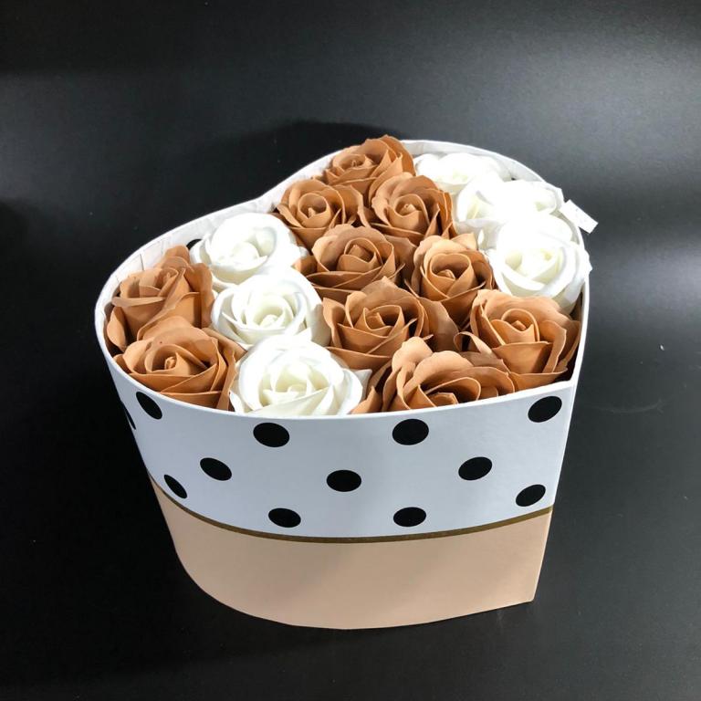 Cutie inima trandafir SAPUN