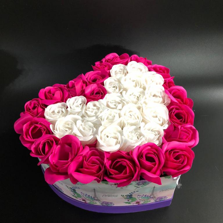 Cutie inima trandafir SAPUN